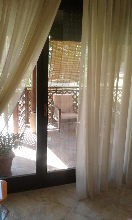 B&B Caravaggio San Donaci Exteriör bild