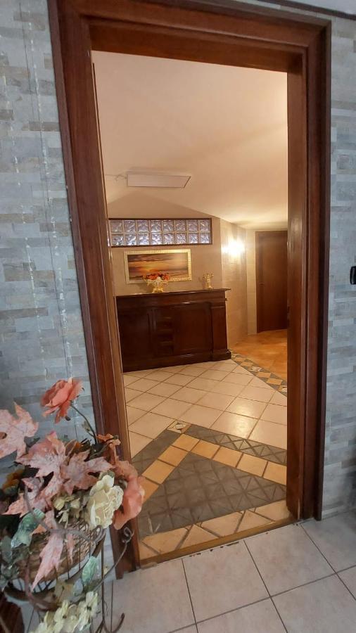 B&B Caravaggio San Donaci Exteriör bild